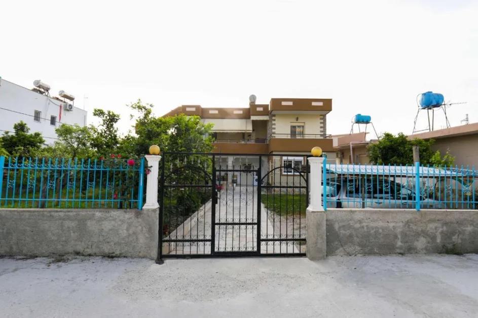 Vila Agolli วญอเรอ ภายนอก รูปภาพ